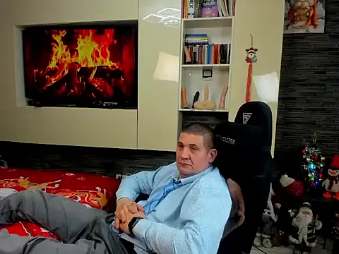 SpartacusDaddy48's cam snapshot