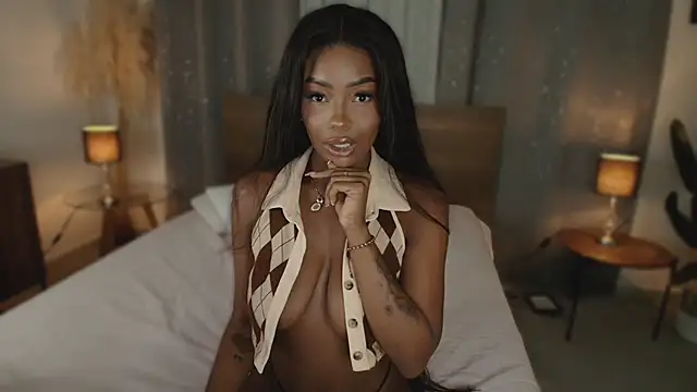 Isaa_Coleman_ live sex cam