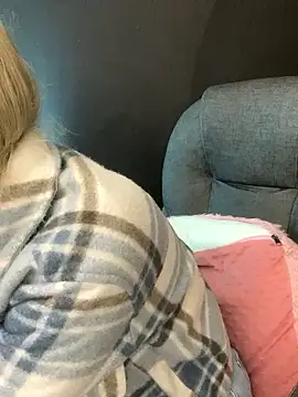 viktoria_davis_'s cam snapshot