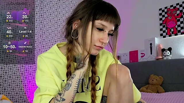 LilithPoison's cam snapshot