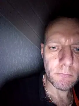 Kw8585kw's cam snapshot