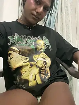 TransGirlBankrollBarbie's cam snapshot