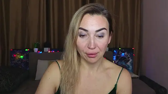 Kiss_julli88I's cam snapshot