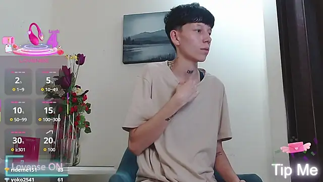 LiamBrown09 live sex cam