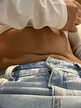 TaylorrHill's cam snapshot