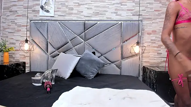 Fantasy_Trans_ live sex cam