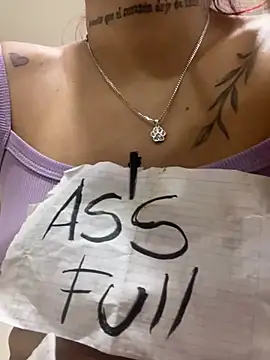 Slut_Dirty_Nastyy's cam snapshot