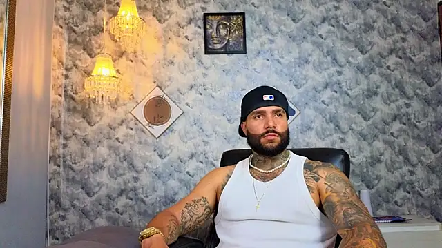 Apolo_rousse1's cam snapshot