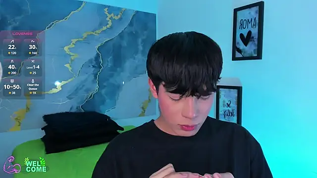 Isaac_Kurtt live sex cam