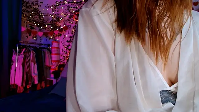 Ayla_Hicks live sex cam