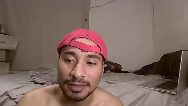 miguelgomher live sex cam