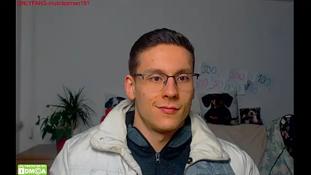 ZeinMiracles's cam snapshot