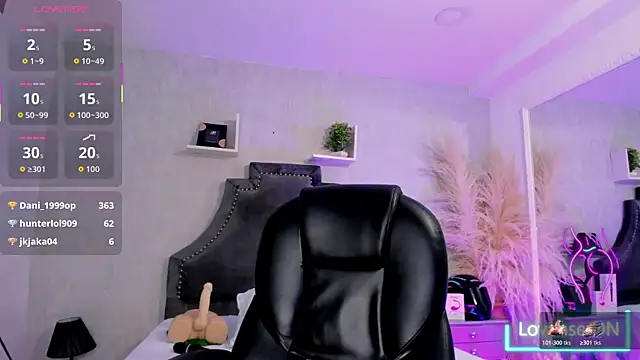 EmiliaRose_'s cam snapshot