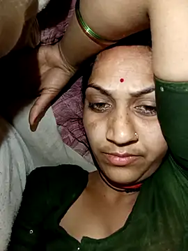 Chayna_singh's cam snapshot