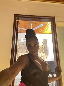 lizzy_jooss's cam snapshot