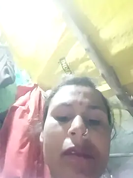 Cuty_priti's cam snapshot