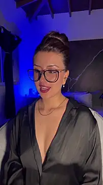 EmaSaenz live sex cam