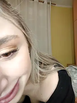 mikateen live sex cam