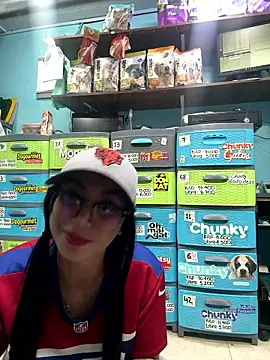 Lucy_699 live sex cam