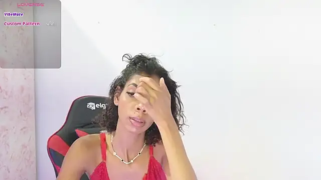 ElisaBoyer's cam snapshot