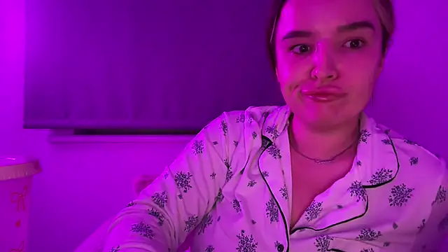 maisiesmithx live sex cam