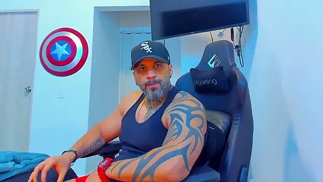 JoshRigby live sex cam