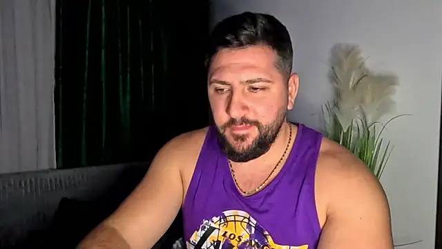 Gold_Alpha_Boy live sex cam