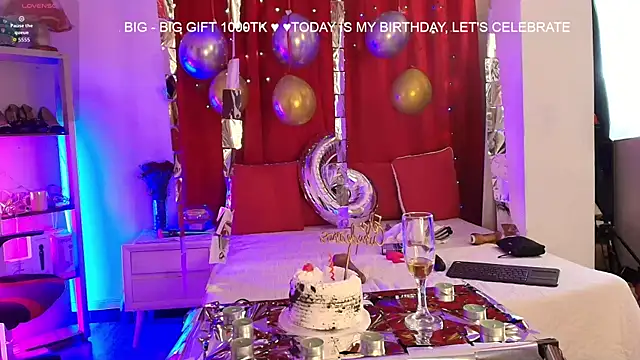 girl_amada's cam snapshot