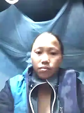 PhamPm70's cam snapshot