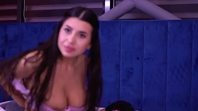 TanyaVonDe's cam snapshot