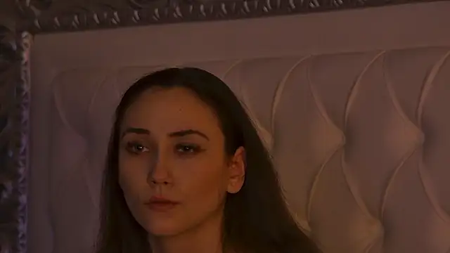 AliceMunro's cam snapshot