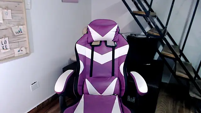 samantha_baby_'s cam snapshot