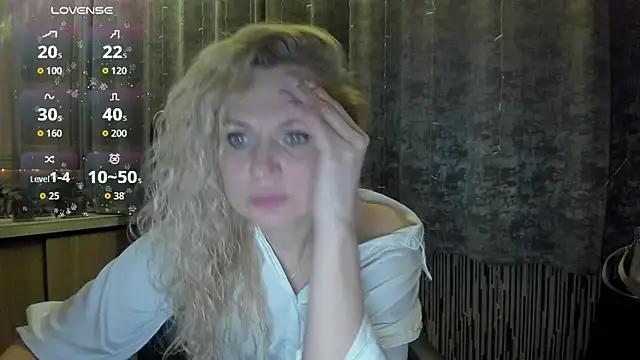 LanaLight_x's cam snapshot