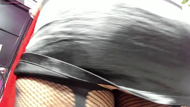 Gia_Nahomi's cam snapshot