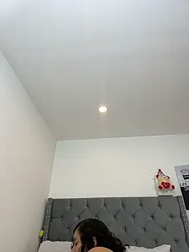 KarlaWild's cam snapshot