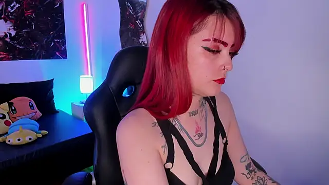 zara_rouxx's cam snapshot