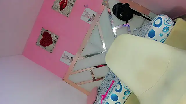 Ashley_Alexa's cam snapshot