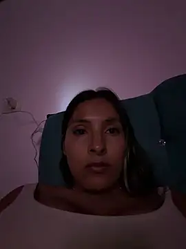 Cami_Leon2's cam snapshot