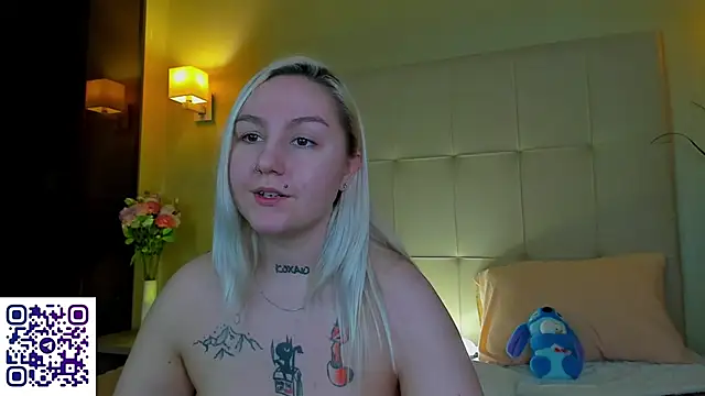 Debbie_Taylor's cam snapshot