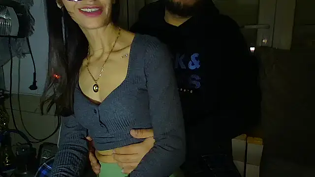 FenaLady's cam snapshot