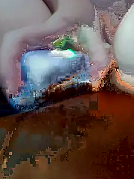 PinkTheHawk's cam snapshot