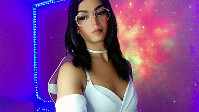 Ms-Zoehans's cam snapshot