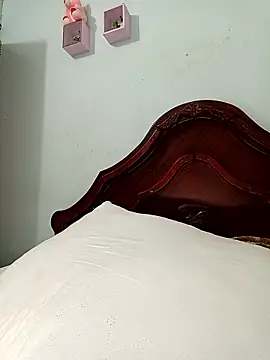 lunanataly's cam snapshot