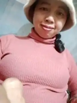 TRIEUTRIEU20 live sex cam