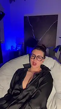 EmaSaenz's cam snapshot