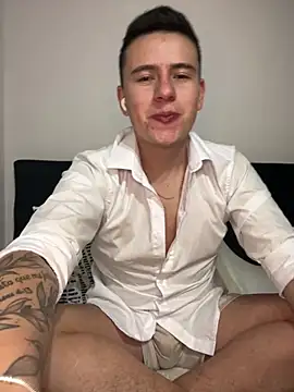 DONHALPA's cam snapshot