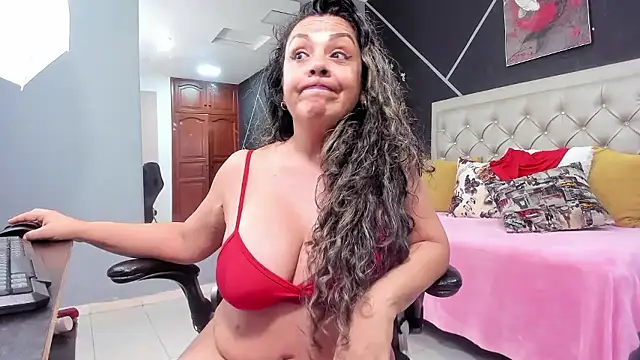 kris_milff's cam snapshot