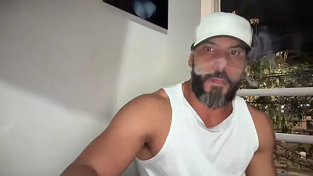 romeolovedark's cam snapshot