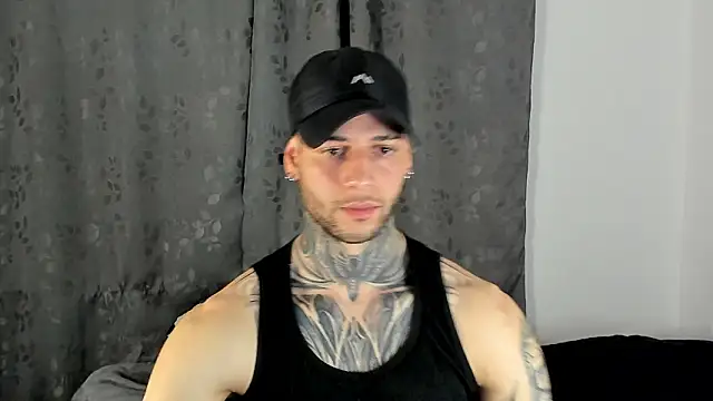 _jamesleandros1's cam snapshot