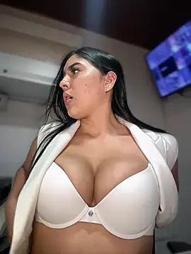 Sofia_Collins-'s cam snapshot